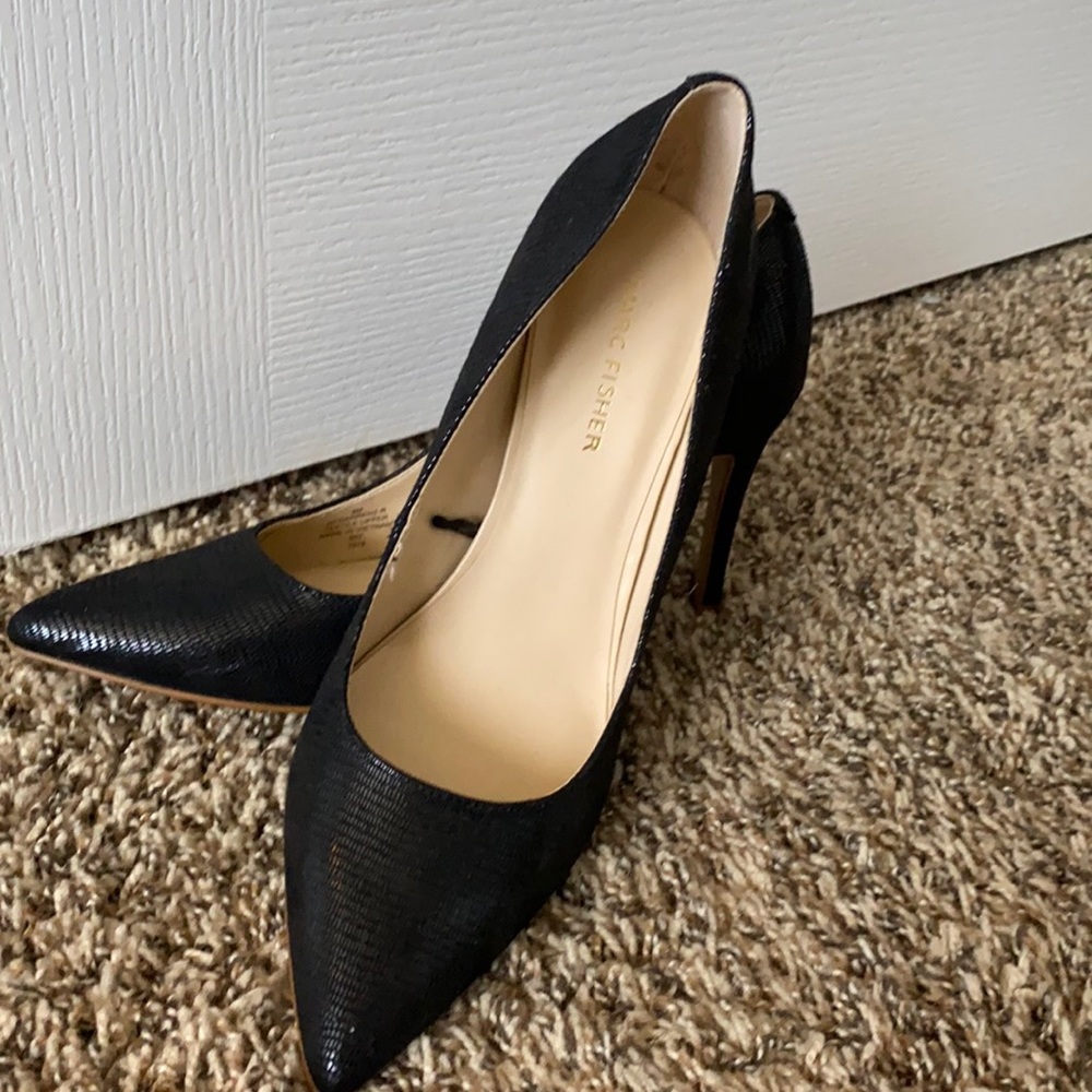 MARC FISHER women’s black high heels